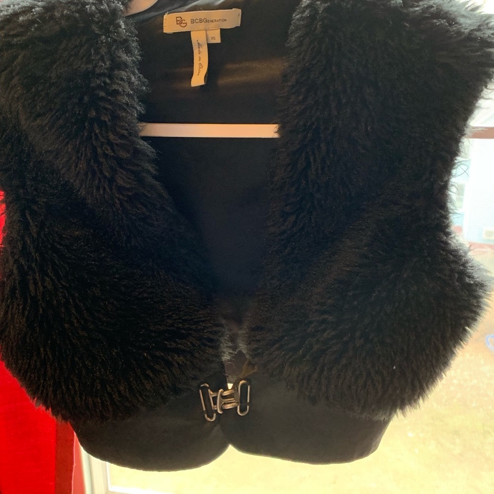 Juniors xs bcbg vest